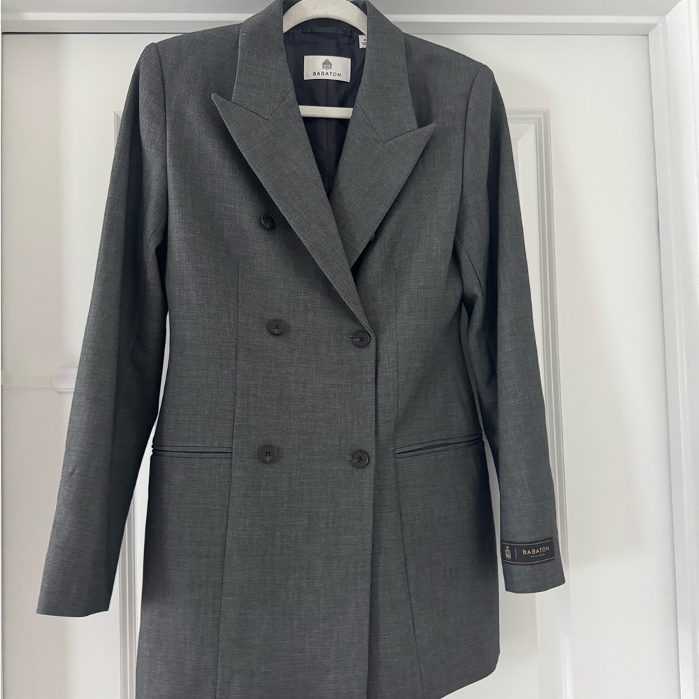 Babaton NWOT Onboard Blazer - Picture 3 of 7